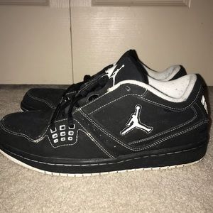 Jordans Size 9